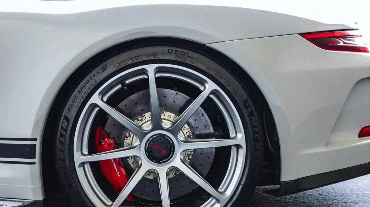Porsche R20