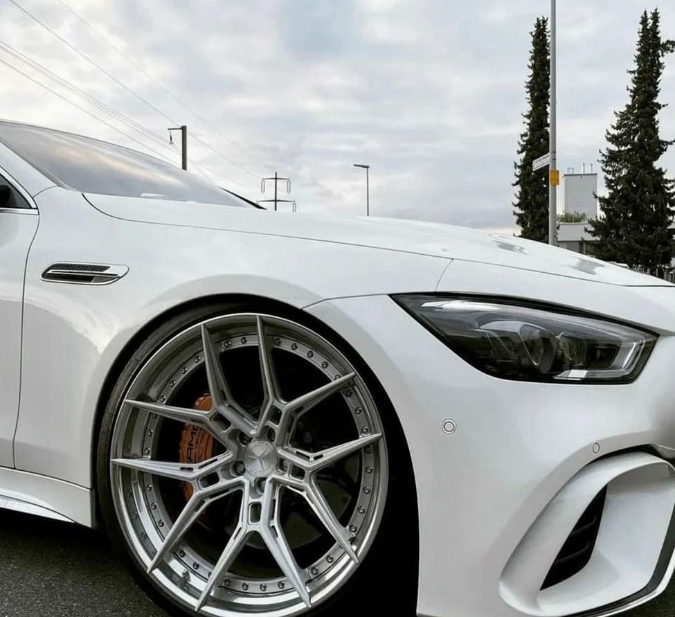 Mercedes-Benz R19