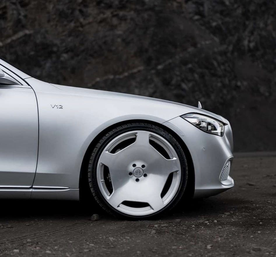 Mercedes-Maybach R21
