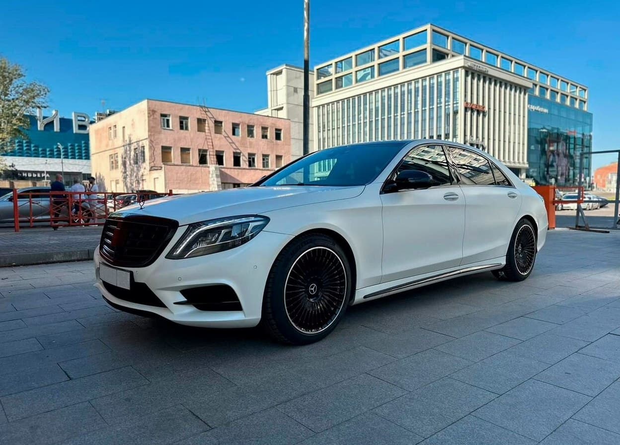 Mercedes-Benz R19