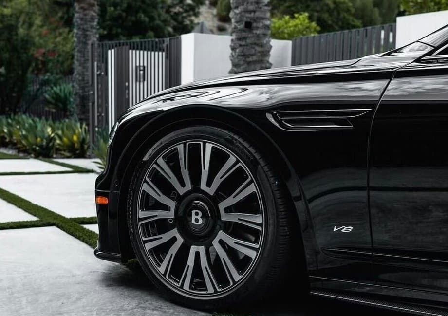 Bentley R21